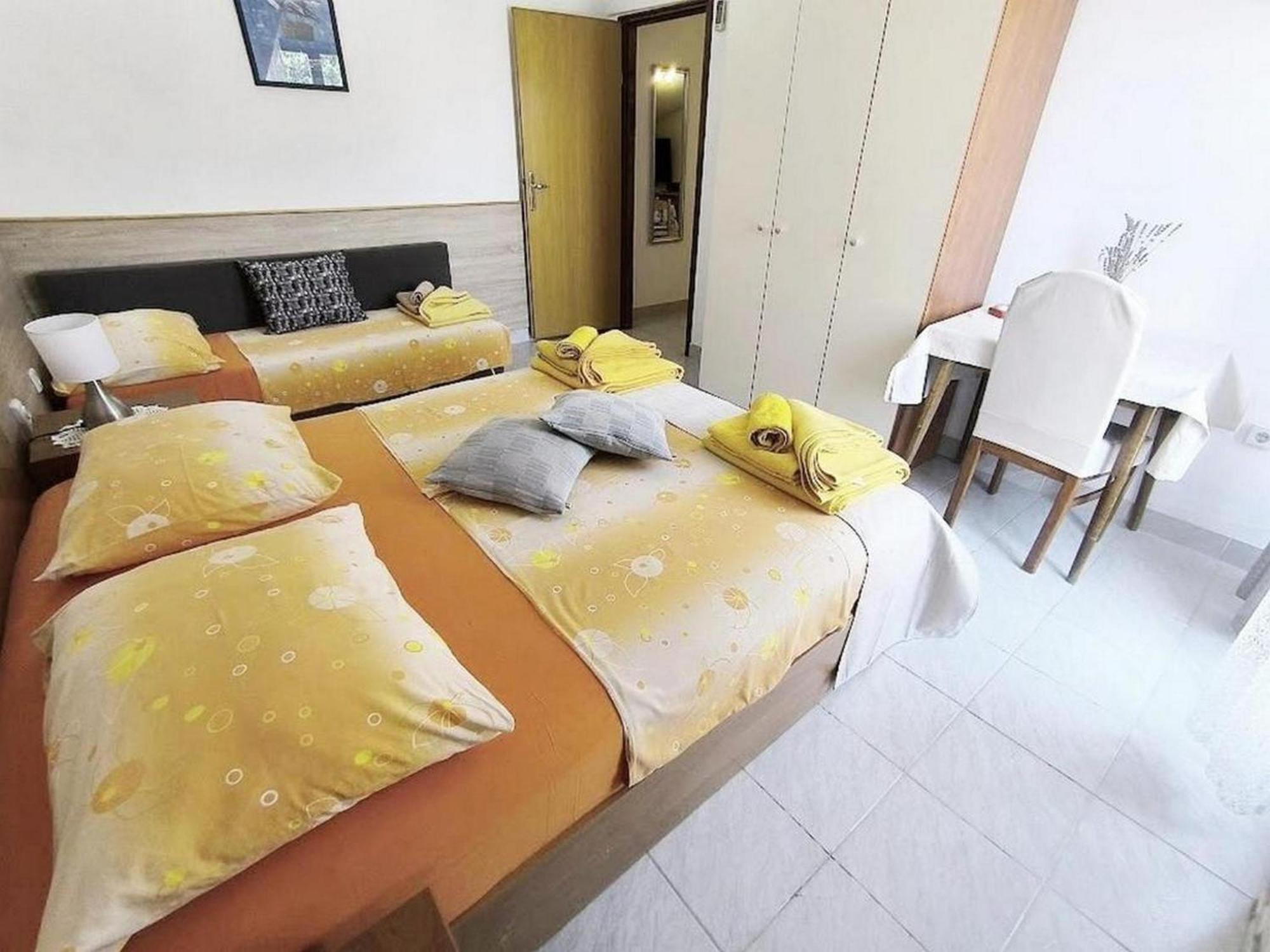 Rooms And Apartments Palma B&B Medulin Exterior photo